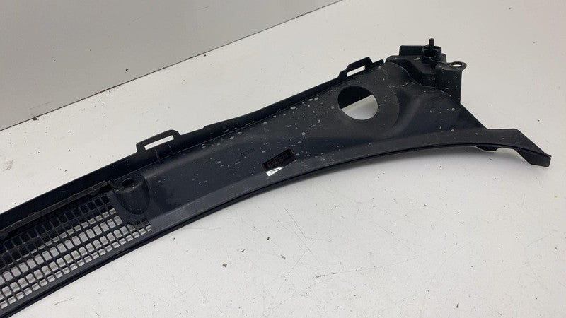 51717302234 ⭕ 2014-2021 BMW i3 I01 Front Windshield Cowl Grille Vent Panel Cover 51717302234