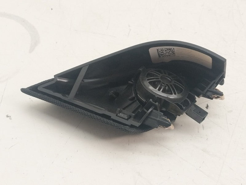 1095686 00 E ⭕ 2017-2023 Tesla Model 3 Front Right Audio Tweeter & Speaker Cover 1095686-00-E