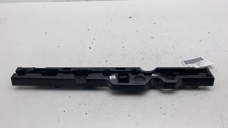 ⭕ 17-23 BMW 540i Driver Side Skirt Rocker Panel Middle Bracket Left 51