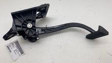 ⭕ 2019-2025 Chevrolet Silverado 1500 Brake Foot Stop Pedal w/ Bracket 85711111