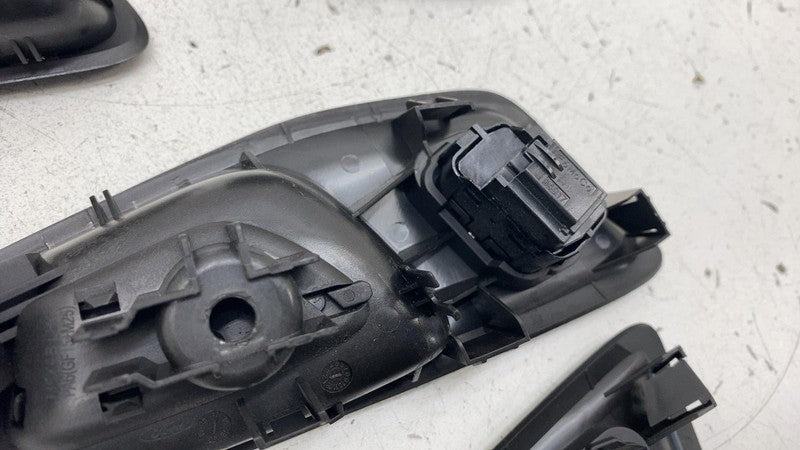 2013 2014 2015 2016 2017 2018 Ford C-Max Front Set of 4 Door Interior 