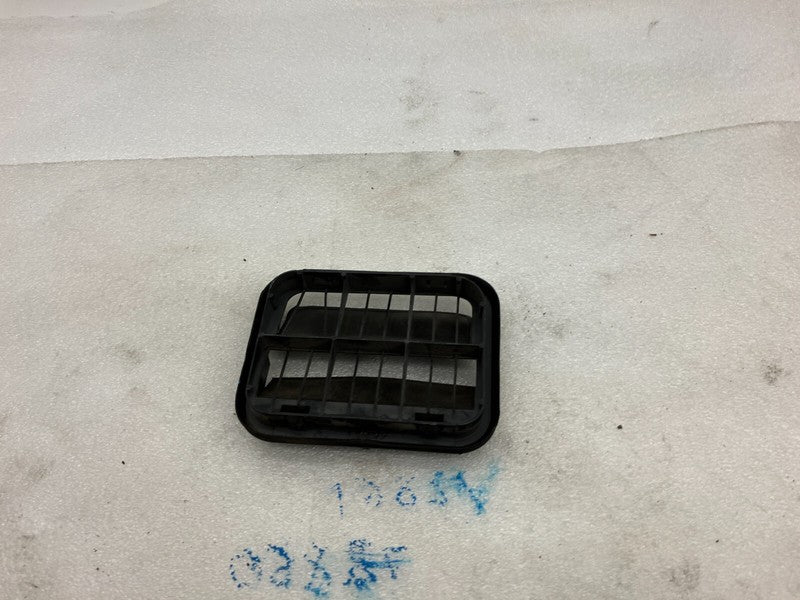 ⭕ 12-20 Tesla Model S Rear Quarter Panel Rubber Flap Extractor Air Vent Grille