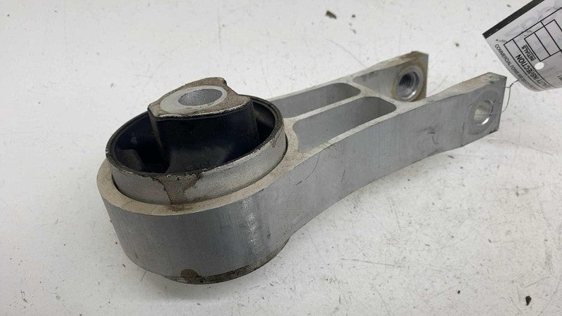 68485537 AA ⭕ 20-25 Chrysler Pacifica Engine Frame Mount Support Isolator Bracket 68485537AA