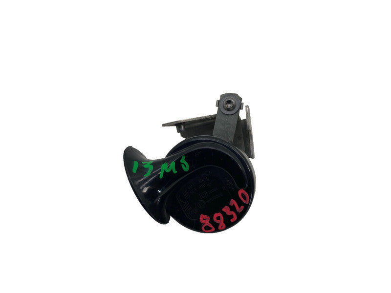 ⭕ 12-20 Model S Seger High Pitch Tone Horn 12V 510 Hertz w/ Bracket 6008604-00-B