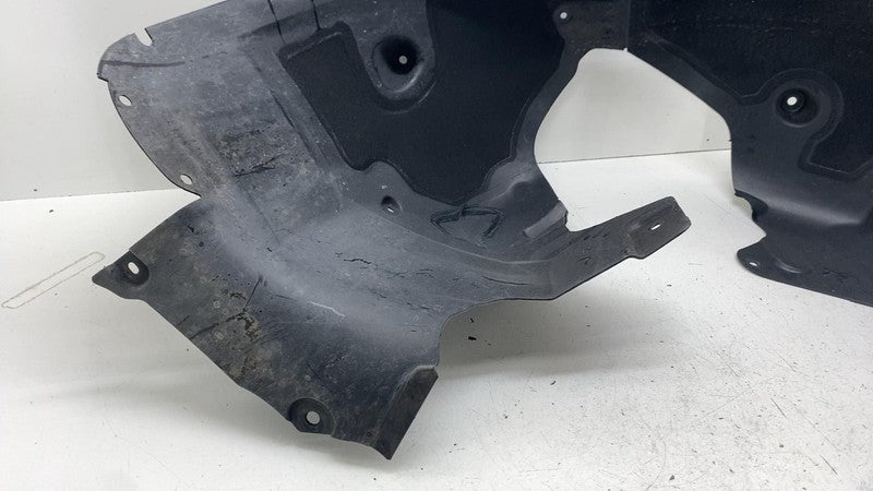 ⭕ 18-23 Tesla Model 3 Front Right Wheel Fender Liner Splash Shield 108