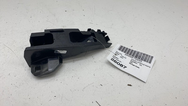 175564300D ⭕ 24-25 Model 3 Rear Passenger Taillight Tail Lamp Mount Bracket RH 1755643-00-D