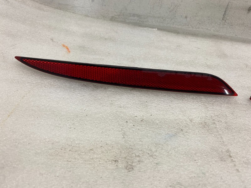 ⭕12-20 Model S Rear Left & Right Bumper Lamp Reflector 6007705-00-C/60