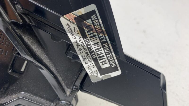 Does not apply 2020-2023 Tesla Model Y Driver Side Rear View Door Mirror No Mirror & Skull Cap
