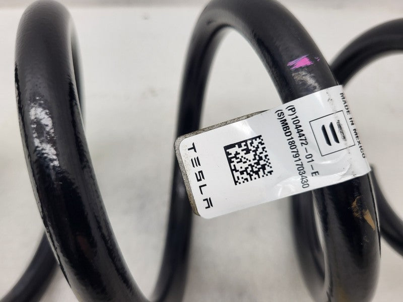104447201E ⭕2017-2023 Tesla Model 3 Rear Left or Right Coil Spring E3 Assembly 1044472-01-E