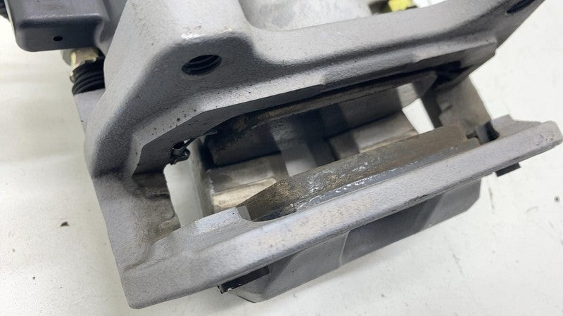 ⭕ 2020-2024 Tesla Model Y Rear Right Caliper + Brake Hose Line BASE 10