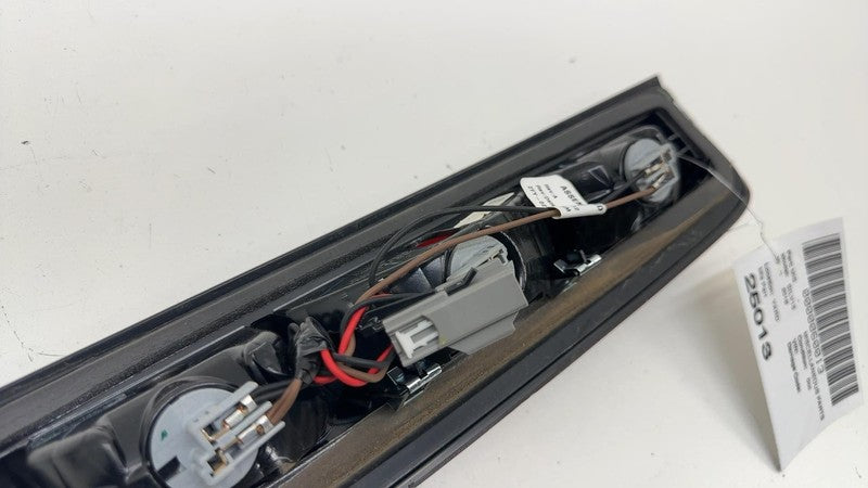 20979071 ⭕ 2014-2018 Chevy Silverado 1500 High Mounted 3rd Brake Stop Light Lamp 20979071