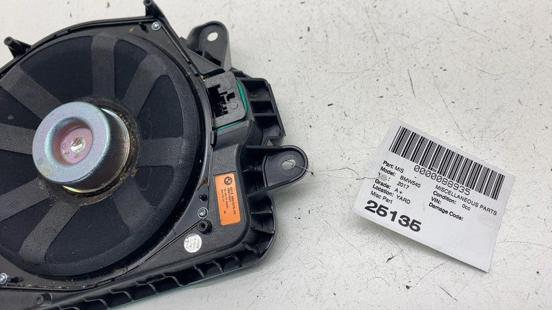 ⭕ 2017-2023 BMW 540i Left Side Center Subwoofer Audio Speaker LH 65136