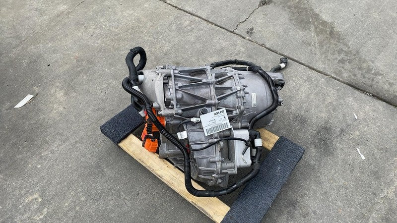 1120980 17 J ⭕ 21-24 Tesla Model 3 Y Engine Motor Rear Drive Unit 1120980-17-J (DAMAGE)