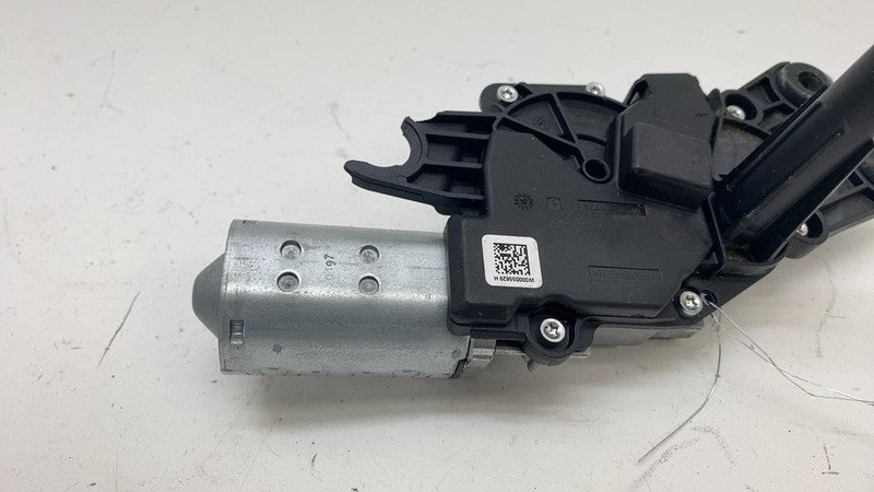 FK7B-17404-AB ⭕ 2021-2024 Ford Mustang Mach-E Rear Windshield Wiper Motor FK7B-17404-AB