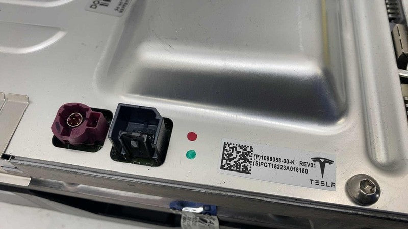 ⭕ 17-20 Model 3 Autopilot Media Control Module MCU / ADAS Computer 109