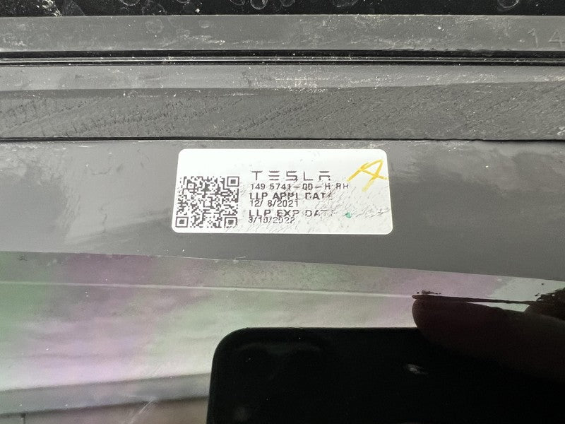 2020-2024 Tesla Model Y MY Rear Passenger Side Quarter QTR Window Glas