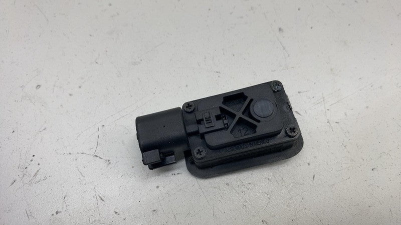 GB5T-14K147-CA ⭕21-24 Ford Mustang Mach-E Tailgate Liftgate Trunk Release Switch GB5T-14K147-CA