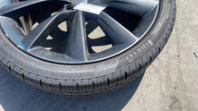⭕ 16-20 Model X Turbine Wheel Rim 22x9.0J +35MM w/ Tire 265/35ZR22 1027246-00-F