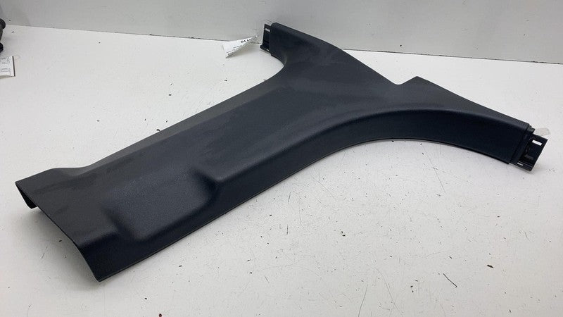 PT00001372 ⭕ 22-25 Rivian R1S Passenger B-Pillar Lower Trim Cover Panel Right RH PT00001372