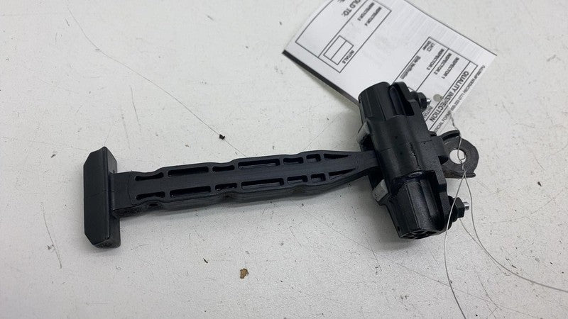⭕ 20-26 Tesla Model Y Front Left or Right Door Check Strap Stopper 150