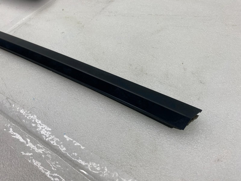 1495712 00 C ⭕ 20-24 Model Y Rear Driver Side Door Window Outer Belt Seal Left 1495712-00-C