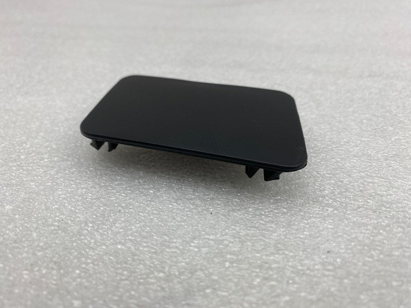 156557200B ⭕ 21-24 Model S MS Rear Bumper Towing Eye Fascia Tow Hook Cap Cover 1565572-00-B