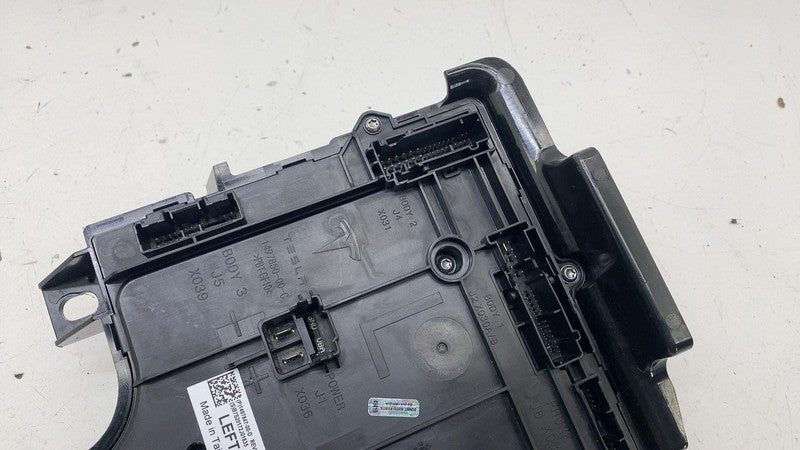 ⭕ 20-23 Model Y Front Left Frunk Low Voltage Body Controller Module 14