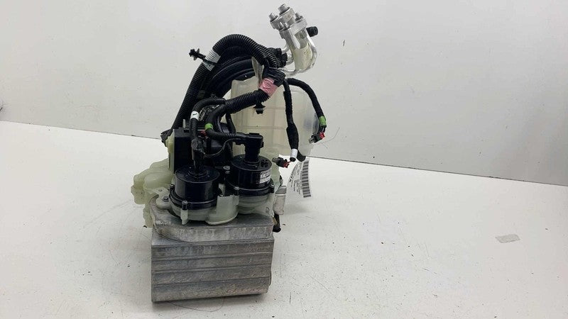 154990200C ⭕ 2021-2025 Tesla Model 3 Supermanifold Refrigerant Chiller w/ Coolant Reservoir