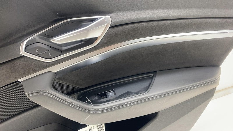 ⭕ 19-23 Audi E-Tron Quattro Front Right Interior Door Trim Cover Panel