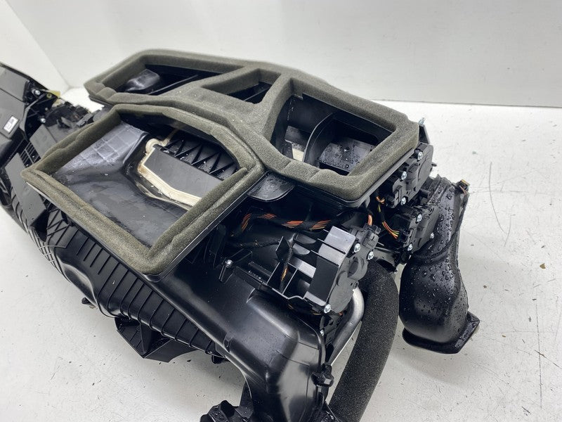 ⭕ 2017-2023 BMW 540i HVAC Climate Heater Blower Motor Housing Box Asse