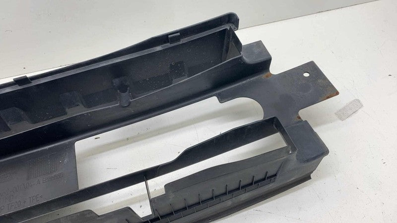 ⭕ 2013-2022 Range Rover Sport Front Radiator Support Air Deflector DK6