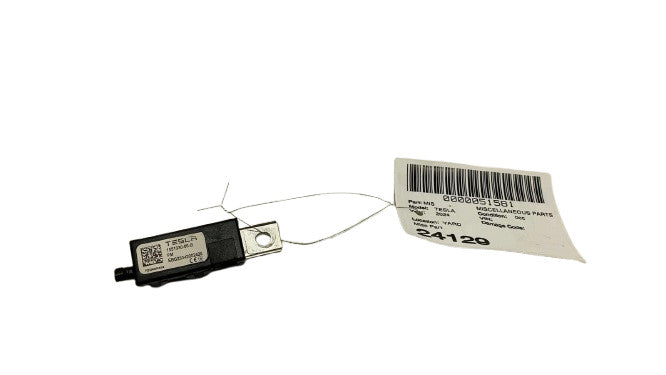 2024-2025 Tesla Cybertruck FM Antenna Amplifier Module 1551330-00-B As