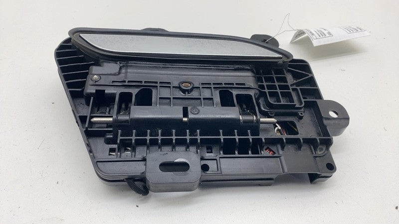 ⭕ 16-20 Model S Rear Right Exterior Door Handle Outer Silver PMSS 1071