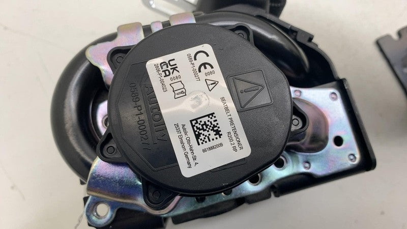 ⭕ 20-24 Model Y MY Rear Left or Right 2nd Row Seat Belt & Retractor 16