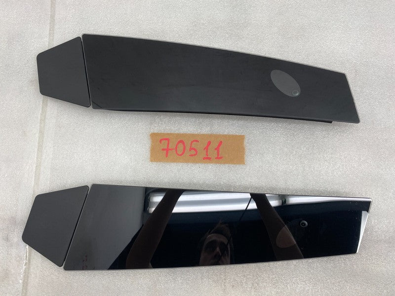 1100441 00 C ⭕2017-2023 Model 3 Left & Right B-Pillar Glass Molding 1100441-00-C/1100437-00-C