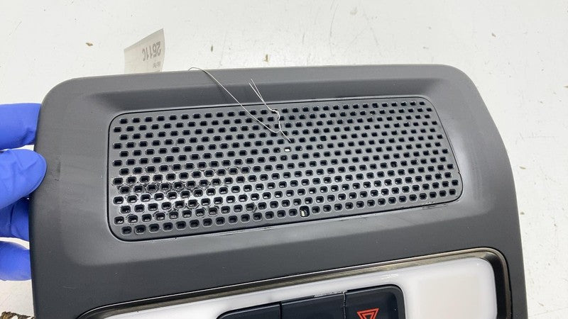 PT00001317-E ⭕ 2025 Rivian R1S Front Overhead Console Dome Light Switch Assembly PT00001317-E