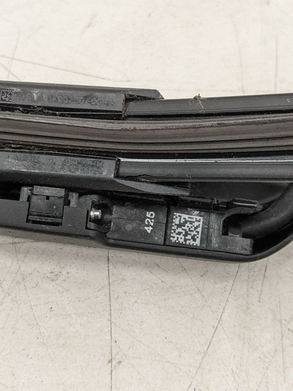 ⭕ 20-24 Tesla Model Y Front Passenger Side Windshield Wiper Arm & Blad
