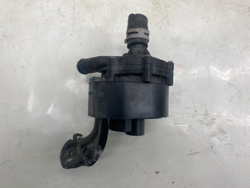 2016-2020 Tesla Model S MS Electric Auxiliary Coolant Water Pump w/ Bracket Assy