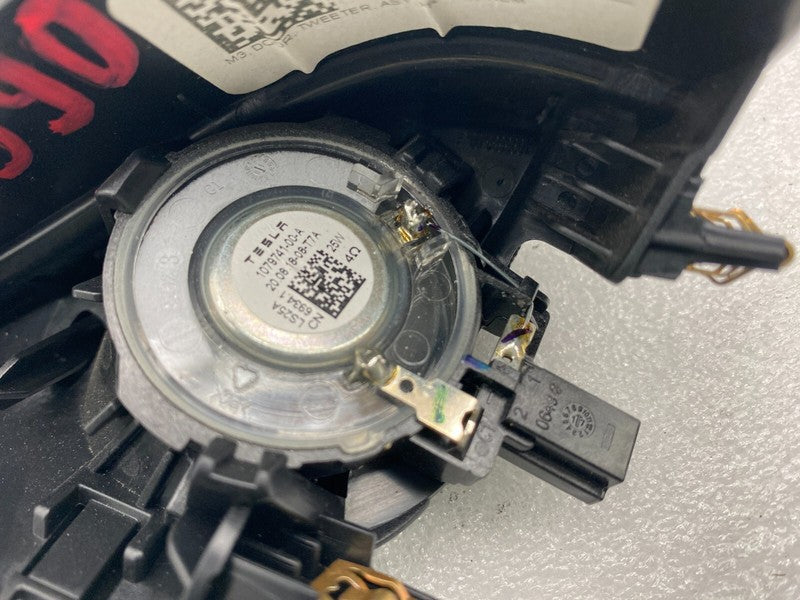 109568600E ⭕ 2017-2023 Tesla Model 3 Front Right Audio Tweeter & Speaker Cover 1095686-00-E