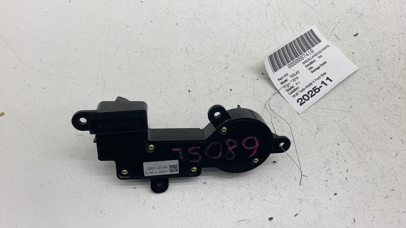 ⭕ 2016-2020 Tesla Model X Front Left 1st Row Seat Control Switch LH 10