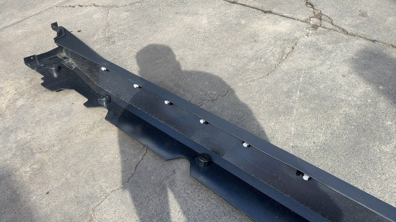 1816597-00-C ⭕ 2024-2025 Cybertruck Left Rocker Panel Skirt Trim Molding Cover 1816597-00-C