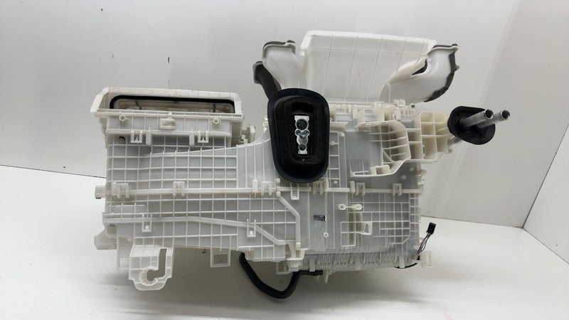 8701012A50 ⭕ 2019 Toyota C-HR HVAC AC Climate Heater Blower Motor Housing Box 87010-12A50