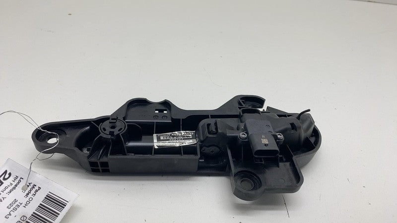 1528115-00-D 2020-2024 Tesla Model 3 Y Front or Rear Right Exterior Outer Door Handle Black