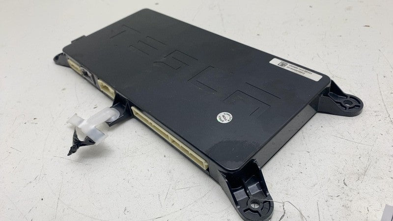 ⭕ 16-20 Model X Rear Body Chassis Control Module BCM Computer TSTD 104