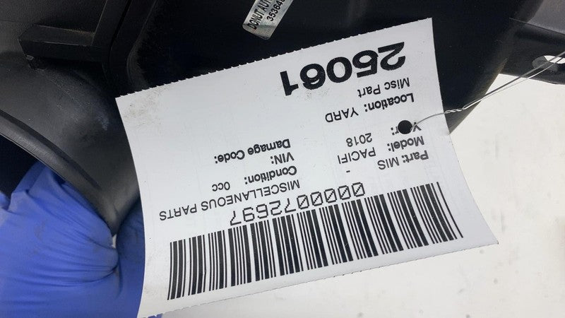 ⭕ 2017-2024 Chrysler Pacifica Air Cleaner Intake Inlet Resonator Box O