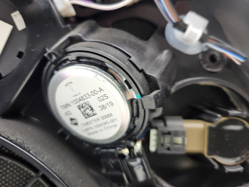 1058004 21 K ⭕16-20 Model X Rear Left & Right Door Panel Trim Cover 1058003-21-K/1058004-21-K