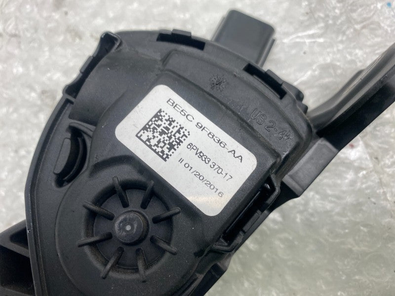 BE5C9F836AA ⭕ 2016-2020 Tesla Model S Accelerator Throttle Pedal Assembly BE5C 9F836-AA OEM