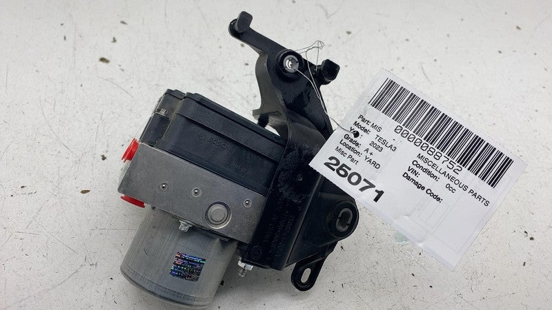 ⭕ 17-23 Tesla Model 3 Anti-Lock Brake System ABS Pump Module Unit 1044
