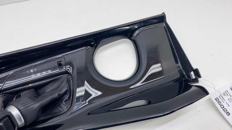 ⭕ 18-22 Toyota C-HR Transmission Gear Shifter Gaiter & Surround Trim A