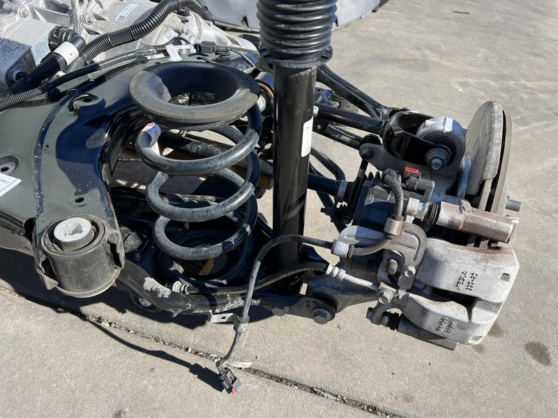 ⭕2017-2020 Model 3 Rear Engine Motor Drive Unit Subframe Suspension 11